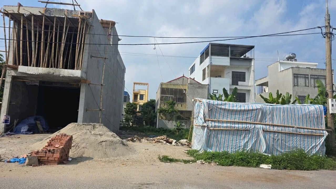 Đất mặt đường Trần Minh Tông, Lộc Vượng, 96m² giá 4.38 tỷ - Cơ hội đầu tư hấp dẫn!