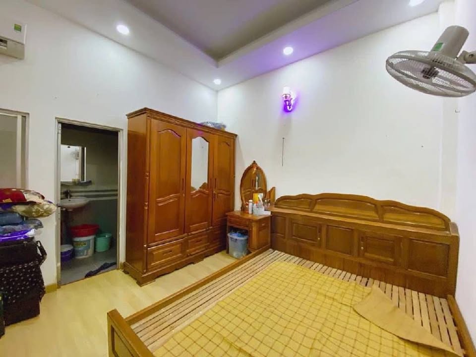 Nhà phố Bờ Bao Tân Thắng, Quận Tân Phú 64m² giá 8 tỷ - Nhà mới vào ở ngay!