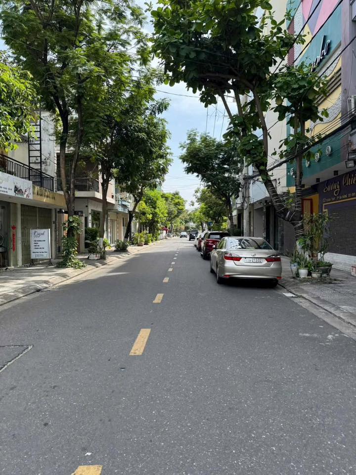 Nhà cho thuê 2 mặt tiền đường Thanh Thuỷ - Thanh Long, 6 triệu/tháng - Diện tích rộng rãi, tiện nghi đầy đủ