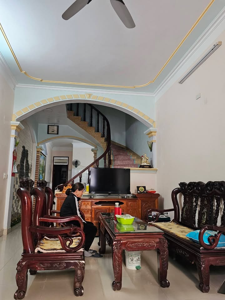 Bán nhà mặt phố Cao Bá Quát, Tân Hưng, Hải Dương 72m² giá 5xx tỷ - Kinh doanh đỉnh cao!