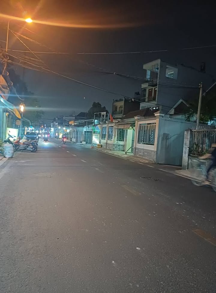 Nhà mặt tiền kinh doanh đường Đồng Tâm, Hóc Môn 96m² giá 5.5 tỷ - Đầu tư sinh lời ngay!