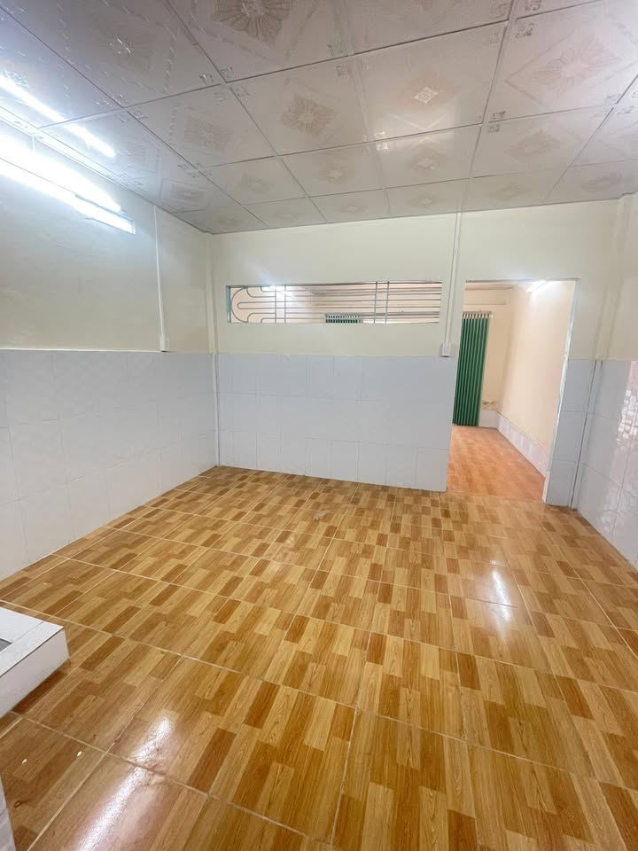 Nhà cho thuê đường Nguyễn Văn Cừ, Cái Khế 40m² giá 3.8 triệu - Kinh doanh thuận lợi!