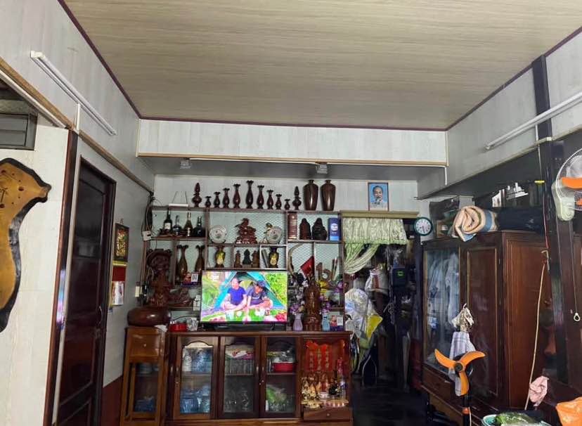 Nhà đất Phan Tôn, Long Xuyên 70.6m² giá 3.1 tỷ - Chính chủ, sẵn sàng vào ở!