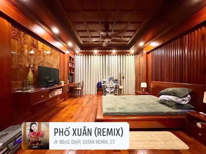 Nhà Phố Đường Phạm Văn Đồng, Quận Bắc Từ Liêm 38m² giá 9,x tỷ - Ô tô vào tận ngõ, 2 mặt ngõ thoáng đãng!