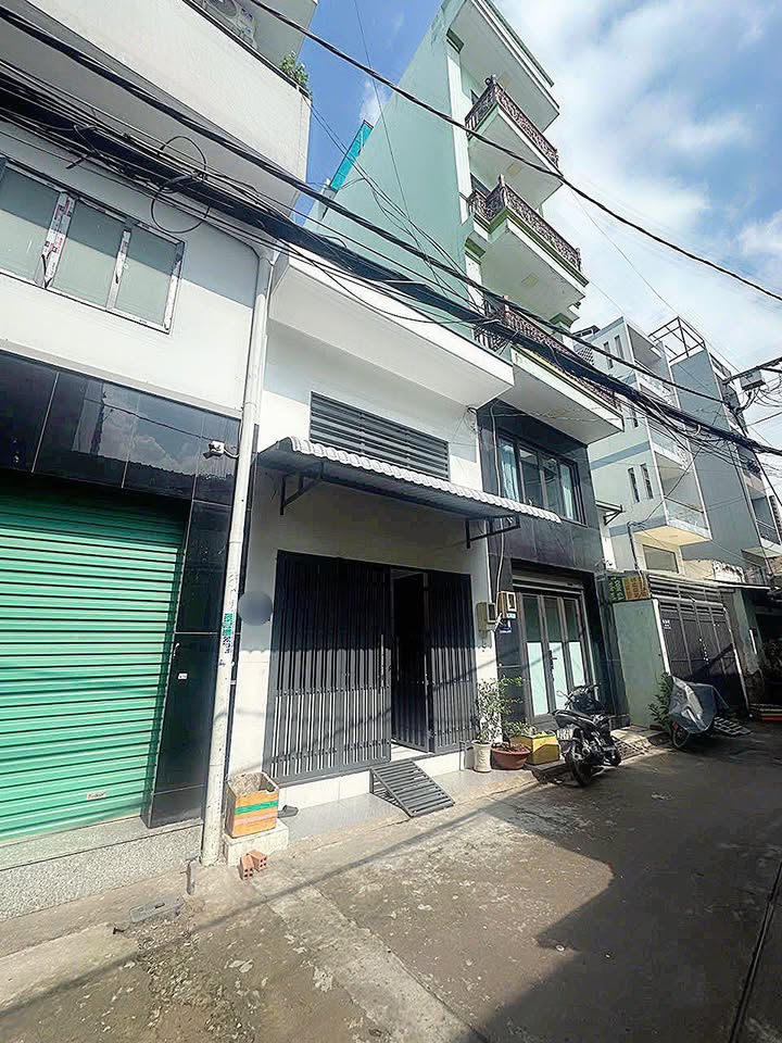 Nhà hẻm xe hơi Tân Sơn Nhì, Tân Phú 76m² giá 6.5 tỷ - Dọn vào ở ngay!