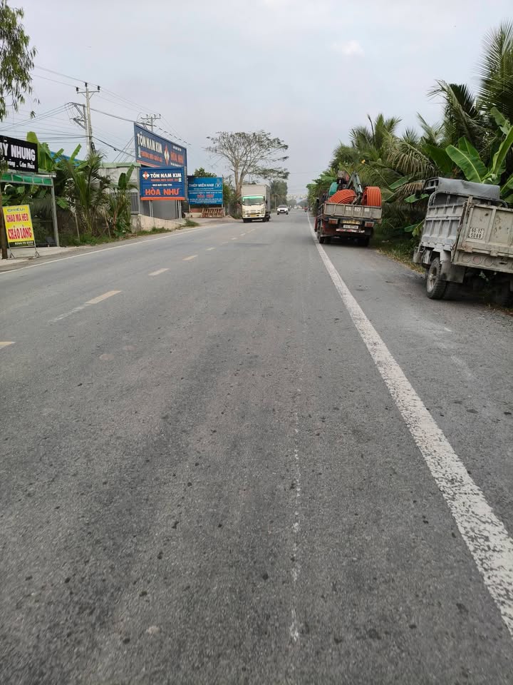 Đất mặt tiền đường tỉnh 818 Thủ Thừa 1200m² giá chỉ 2.7 tỷ - Cơ hội đầu tư hiếm có!