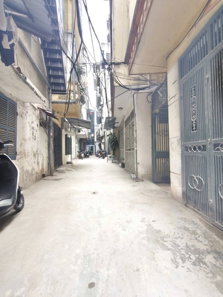 Đất Tân Mai 80m² giá 11 tỷ - Mặt ngõ thông ô tô tránh