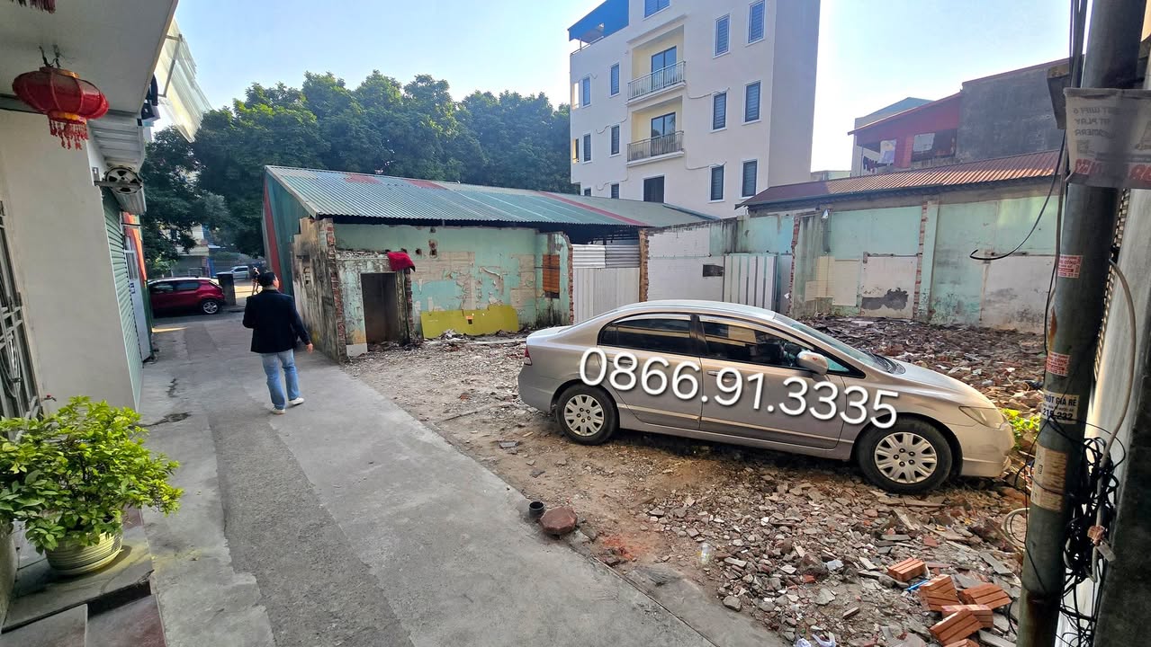 Đất Vạn Phúc, Hà Đông 100m² giá 11.2 tỷ - Ô tô vào tận đất, mặt tiền 8.4m!