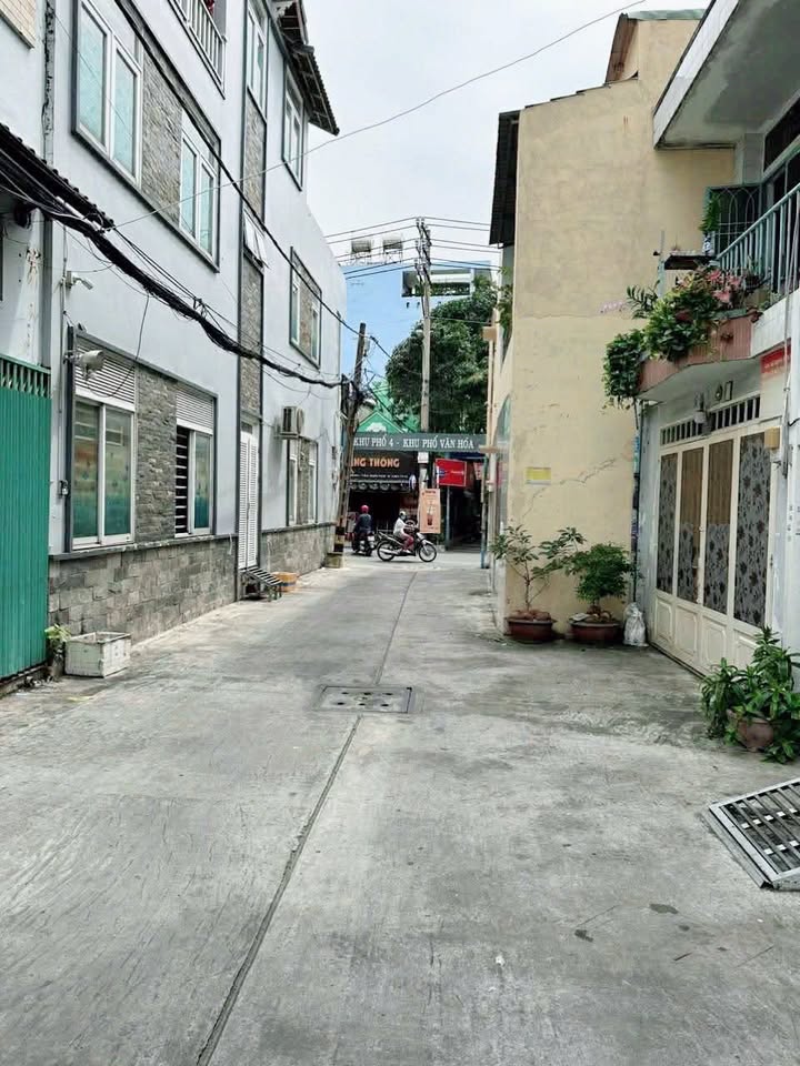 Nhà nguyên căn cho thuê hẻm 1/ Đường Nguyễn Quý Anh, Quận Tân Phú, 52m² giá 14 triệu - Phù hợp cho gia đình và văn phòng!