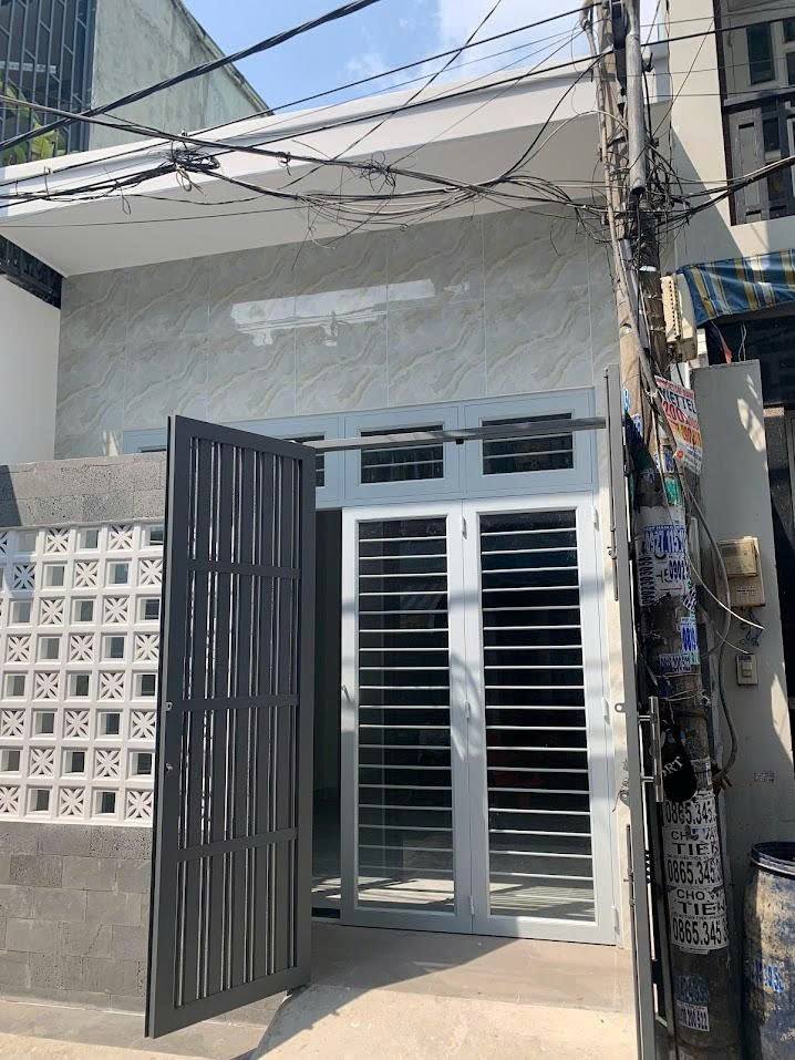 Nhà nguyên căn cho thuê tại Bình Hưng Hòa, 68m² - Gần chợ Kênh 19/5!