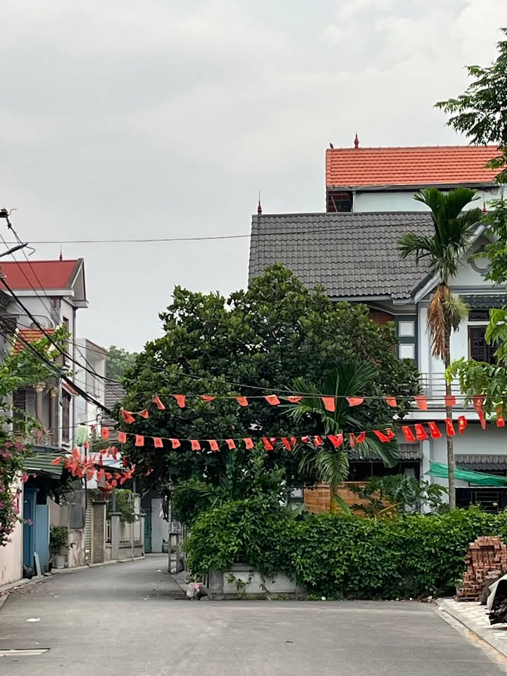 Nhà riêng 70m² Xã Việt Hùng - 5 tỷ - Ô tô vào tận nhà!