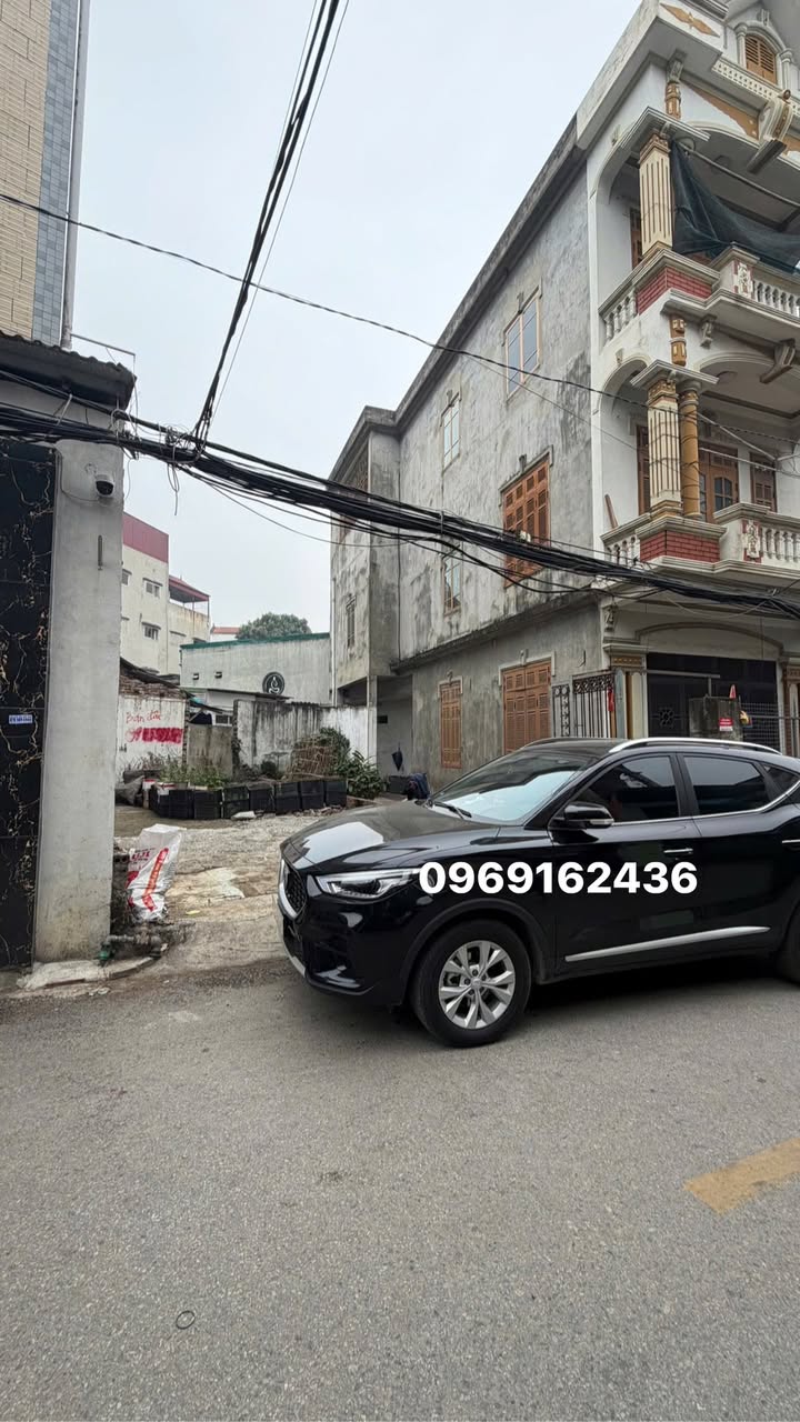 Đất mặt tiền Đại lộ Hùng Vương, Việt Trì 73m² giá 4 tỷ - Kinh doanh thuận lợi!