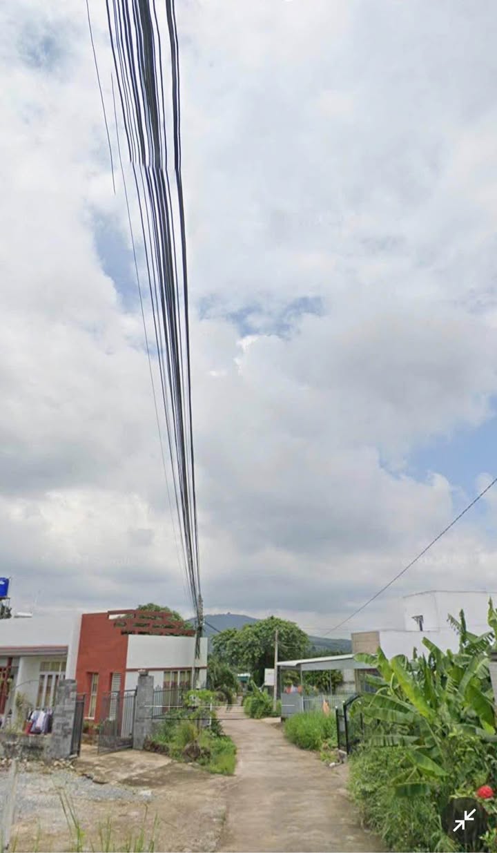 Đất mặt đường chính Nhà thờ Phát Lộc, 142m² chỉ 650 triệu - Sổ hồng trao tay!