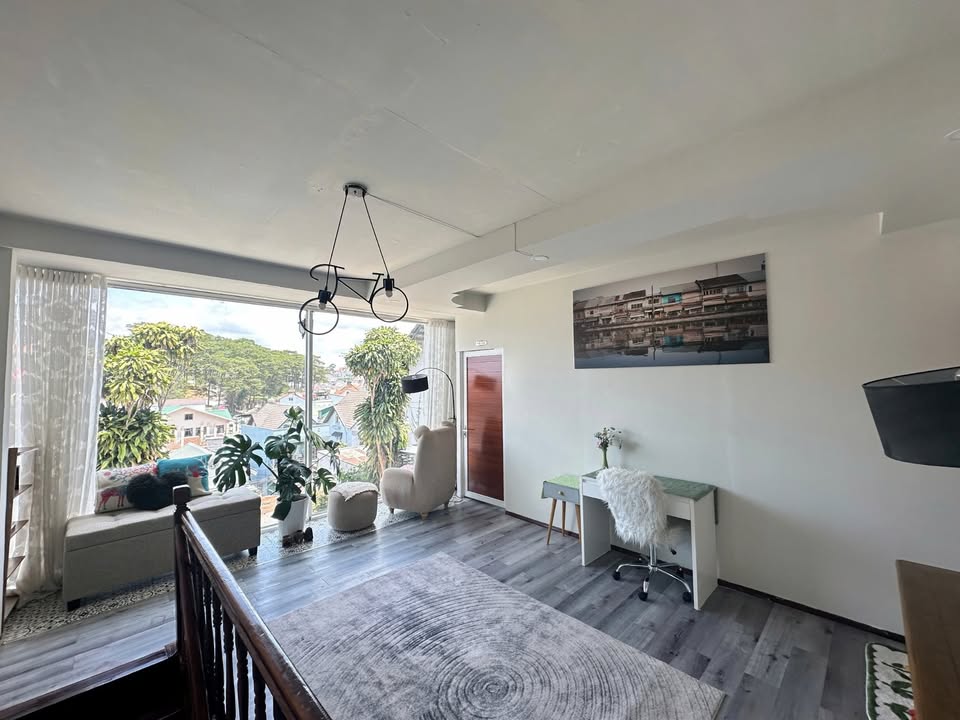 Villa cho thuê Đường Hoàng Hoa Thám - Đà Lạt 200m² giá 19 triệu - Sân vườn rộng rãi, view thoáng đãng!