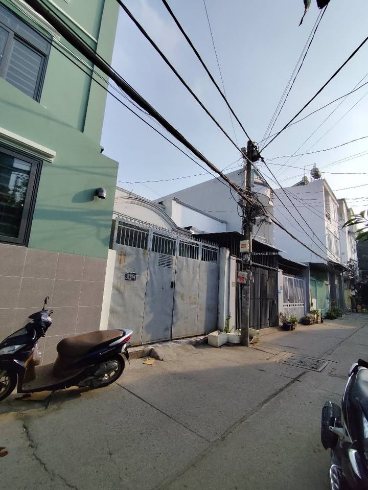 Nhà C4 93.5m² Hẻm Xe Hơi Đường An Dương Vương, Q.8 chỉ 5.25 tỷ - Giá tốt nhất khu!