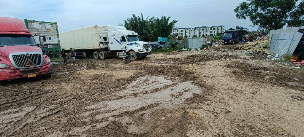 Đất nền Phú Hữu, Quận 9, 1000m² chỉ 6.1 tỷ - Cơ hội đầu tư tuyệt vời!