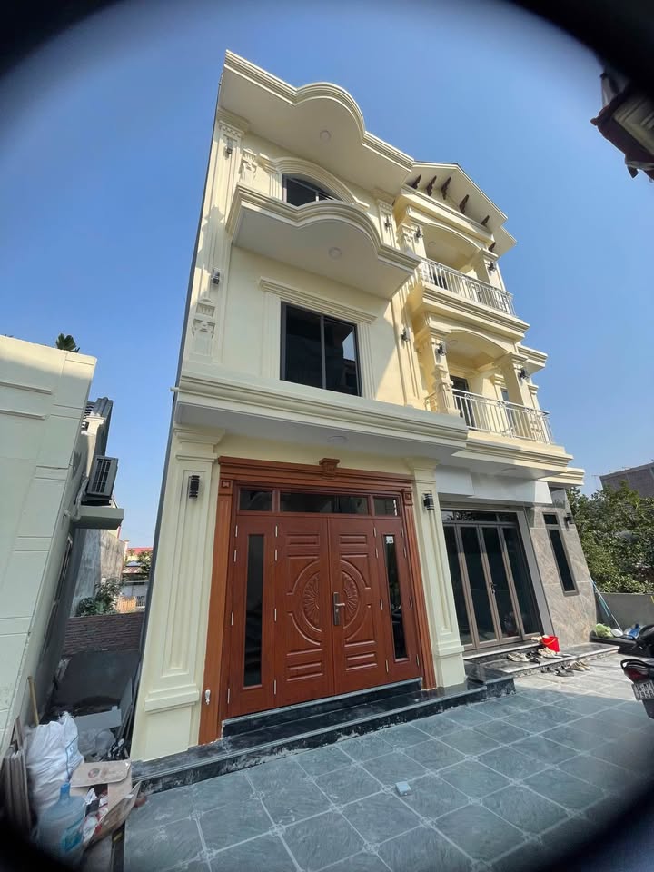 Nhà 3 tầng thôn Minh Kha 60m² giá 2.55 tỷ - Hướng Nam mát mẻ, gần chợ!