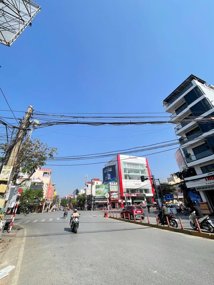 Nhà mặt phố Trần Nguyên Hãn, Quận Lê Chân 60m² giá 18 tỷ - Đầu tư kinh doanh lý tưởng!