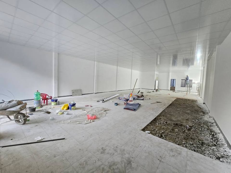 Cho thuê mặt bằng kinh doanh Khu Sinh Viên Hòa Khánh 200m² giá 25 triệu - Vị trí sầm uất, thương hiệu lớn