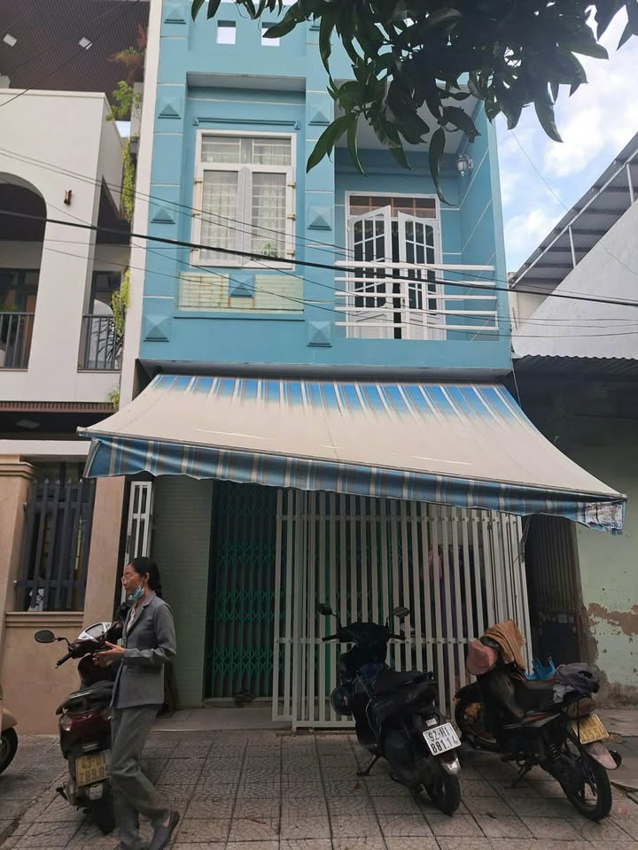 Nhà cho thuê mặt tiền Hoà Cường Bắc, Đà Nẵng 80m² giá 9.5 triệu - Không thể bỏ lỡ!