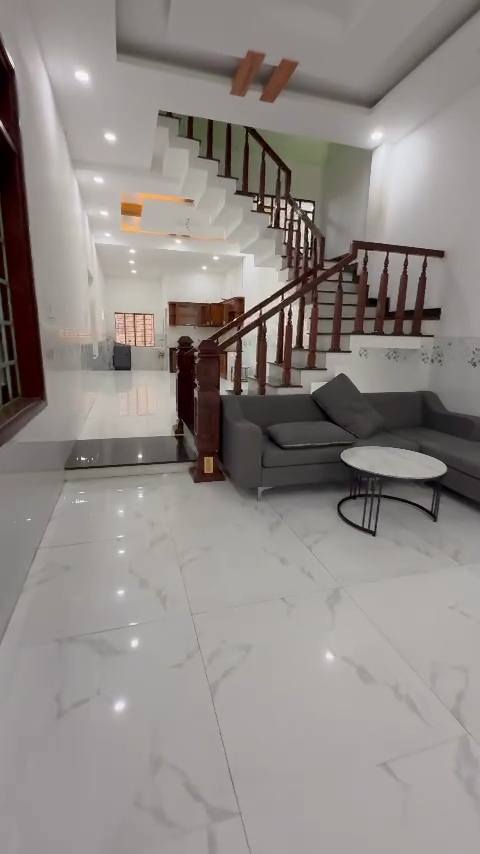 Nhà cho thuê 3 tầng tại Hòa Cường Bắc, Đà Nẵng - Nội thất đầy đủ chỉ 13 triệu/tháng!