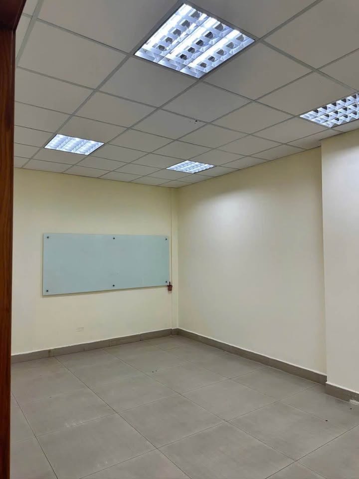 Cho thuê văn phòng 300m² tại Huyện Trảng Bom - Tiện nghi đầy đủ, sẵn sàng làm việc!