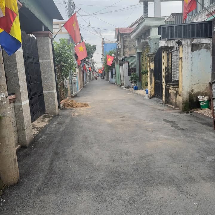 Nhà cho thuê tại Phường Long Bình, Biên Hòa, Đồng Nai - 1PN, sân vườn thoáng mát, chỉ 4.5 triệu/tháng!