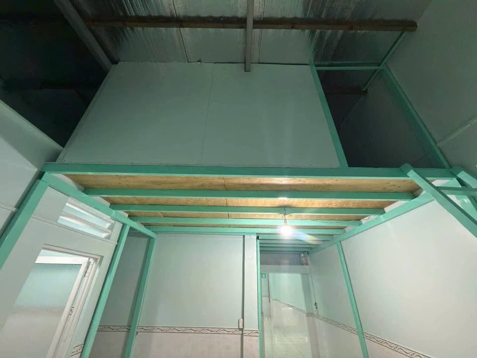 Nhà Mặt Tiền Đường Phạm Văn Sáng, Hóc Môn 180m² giá 13 triệu - Phù hợp Kinh Doanh và Ở Ngay!