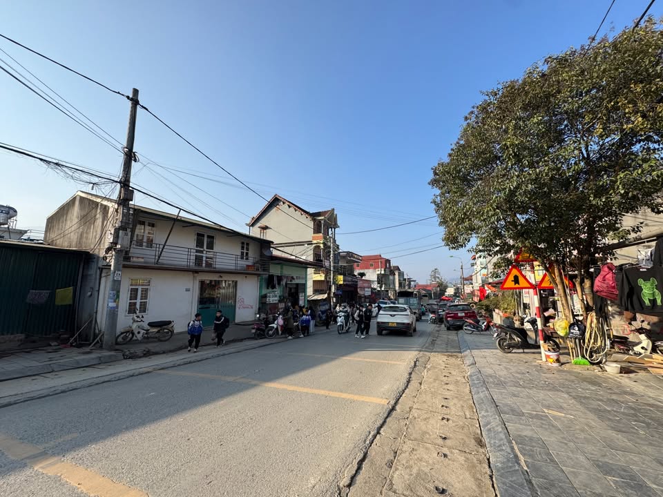 Nhà 2 tầng 1 hầm mặt tiền 7m tại Điện Biên Phủ, Sa Pa 150m² giá 7 tỷ - Chính chủ!