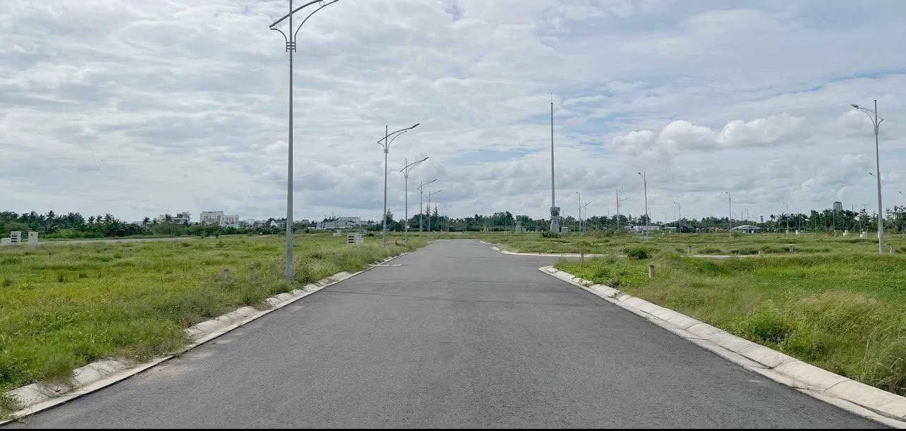 Đất nền 120m² gần vòng xoay Phú Quý, giá chỉ 200 triệu - Đầu tư sinh lời ngay!