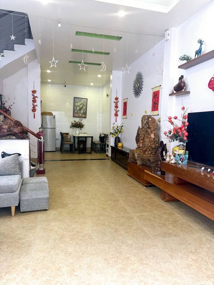 Nhà riêng Vân Canh - Hoài Đức 50m² giá 8.1 tỷ - Ô tô vào nhà, sổ nở hậu