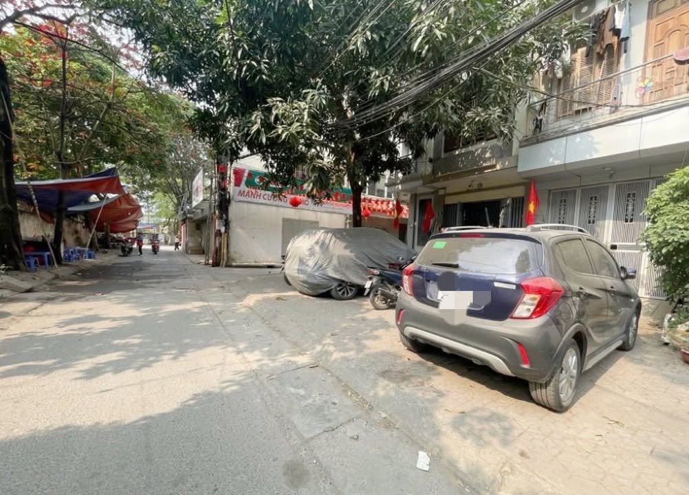 Nhà Phố Phạm Thận Duật, Cầu Giấy 50m² giá 23 tỷ - Ô tô tránh, Vỉa hè rộng rãi!