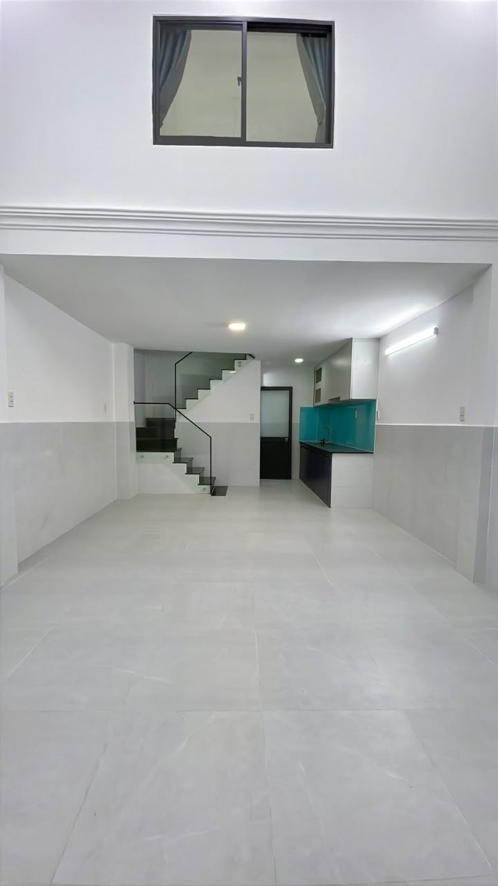 Nhà 3 tầng hẻm 367 Vườn Lài Tân Phú 40m² giá 6 tỷ - Sổ đẹp vuông vức