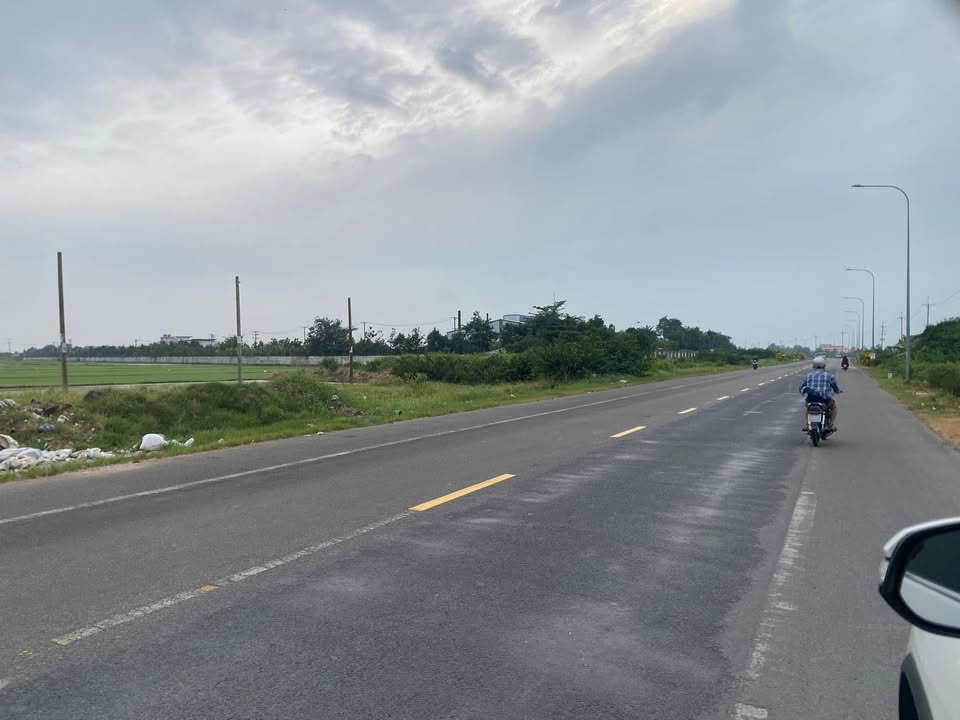 Đất nền góc kênh mặt tiền đường tránh Quốc lộ 1A 113m² giá 1.2 tỷ - Cơ hội đầu tư tuyệt vời!