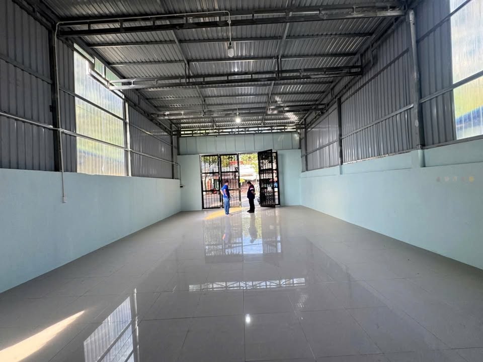 Cho thuê mặt bằng kinh doanh mặt tiền Nguyễn Tri Phương, Thủ Dầu Một 160m² - Cơ hội vàng không thể bỏ lỡ!