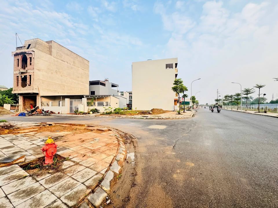 Đất nền 52m² Nguyên Khê, Đông Anh giá 4 tỷ - Đường 6m, tiện ích đầy đủ!