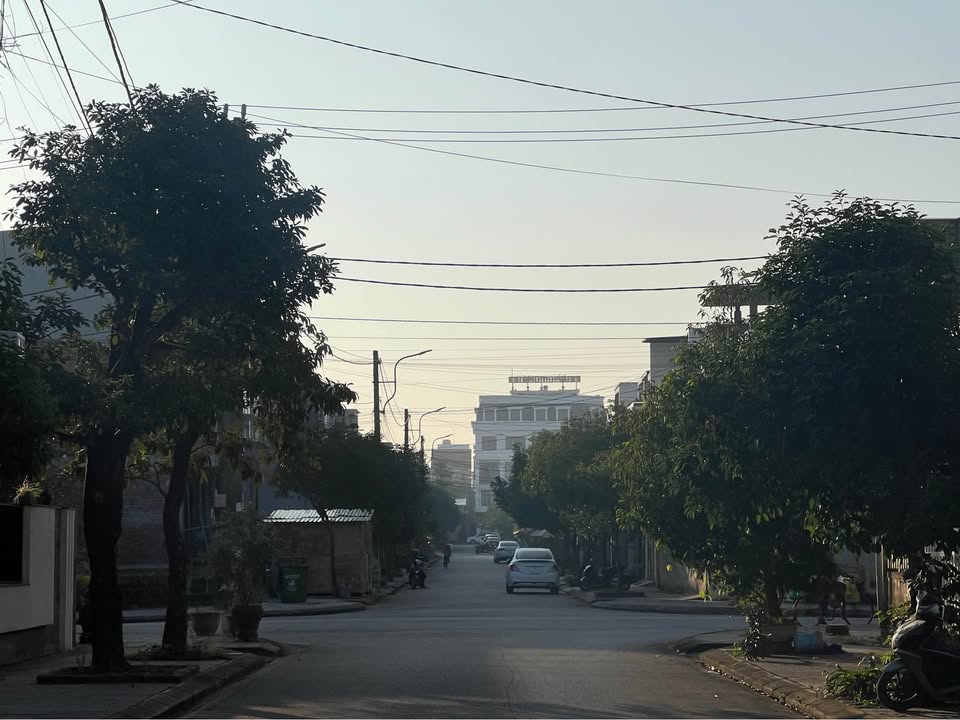 Đất mặt tiền Bông Văn Dĩa, Quận Thuận Hóa 100m² giá 3.7 tỷ - Sổ hồng chính chủ!