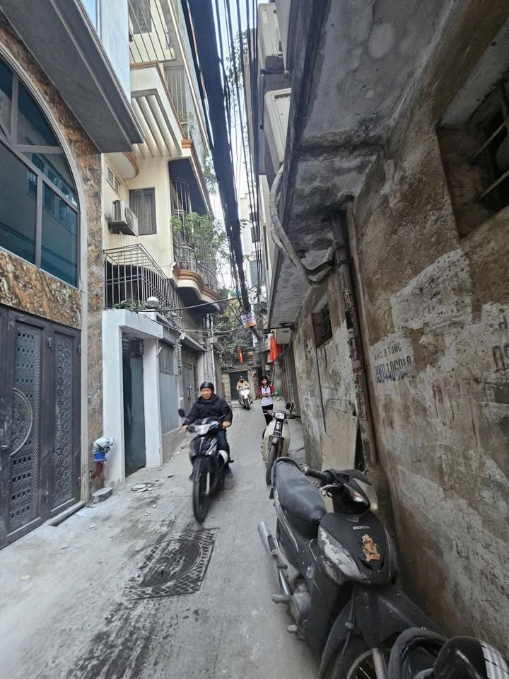 Căn Hộ Dịch Vụ Đường Đội Cấn, Ba Đình - 5 Tầng - Lợi Nhuận 13-14 Triệu Tháng!