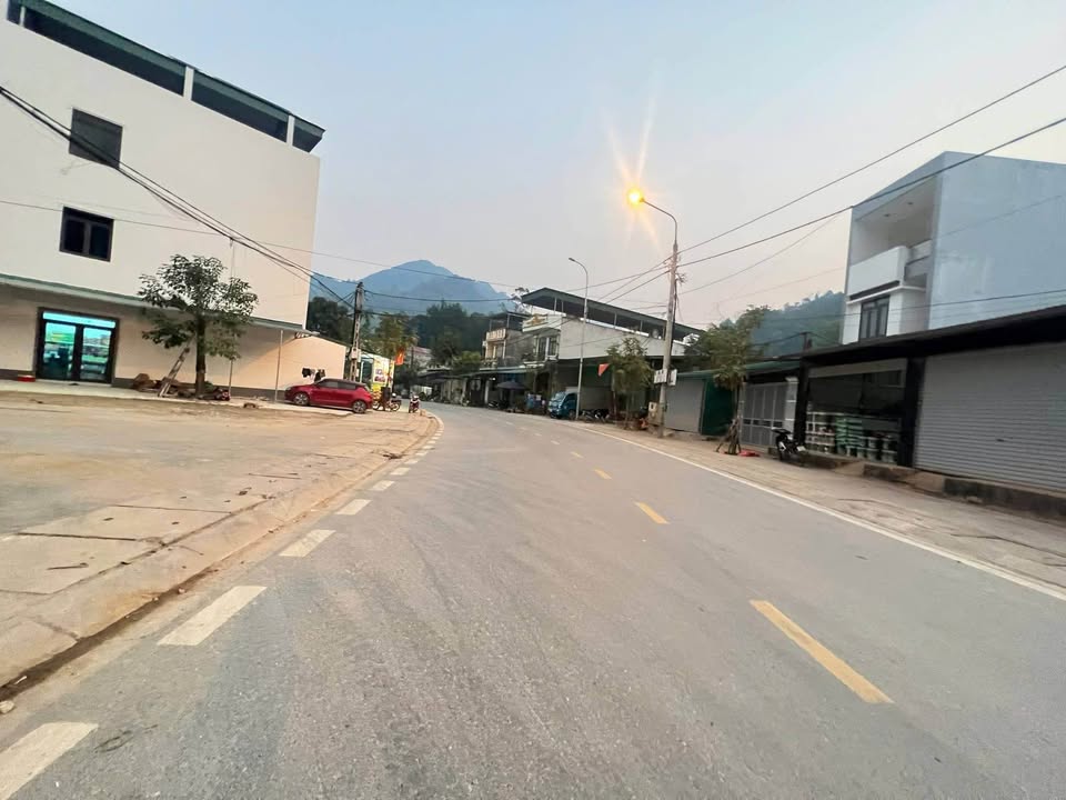 Đất nền chính chủ Đường Phùng Hưng mới 90m² chỉ 2 tỷ - Cơ hội đầu tư tuyệt vời!