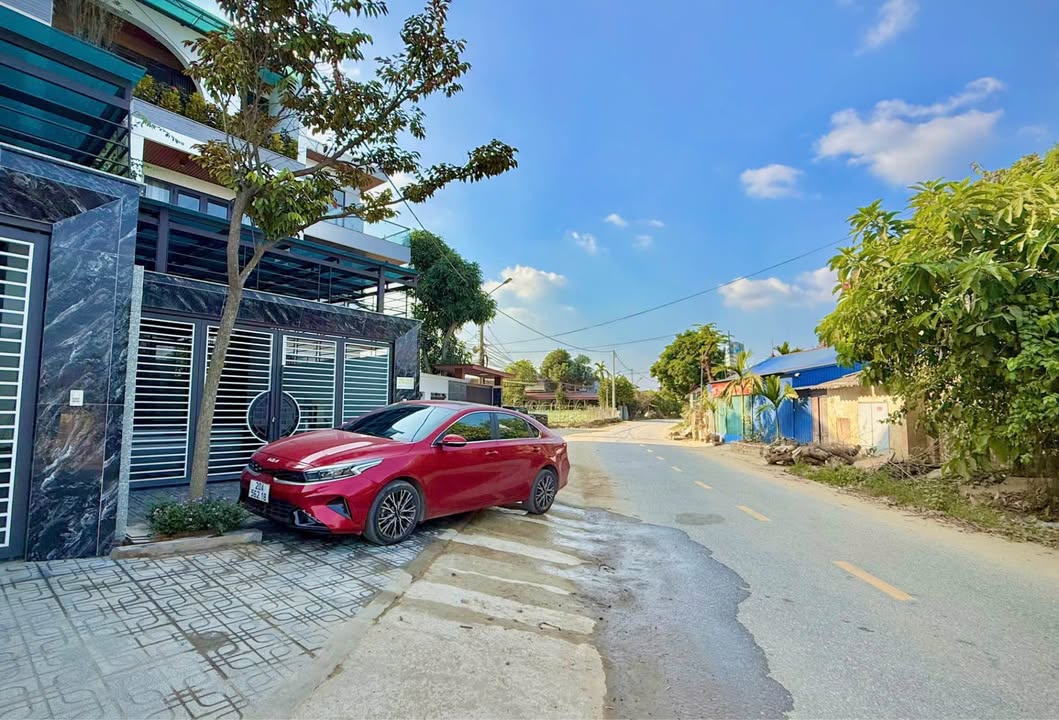 Nhà 3 tầng Túc Duyên, Thái Nguyên 78m² giá 5 tỷ - Gần khu đô thị Thăng Long!