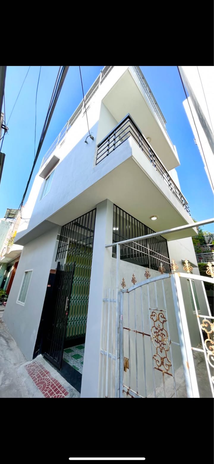 Nhà 3 tầng Hẻm Đường Hoàng Văn Thụ, Quy Nhơn 53.4m² giá 3.5 tỷ - Đầy đủ công năng cho gia đình!