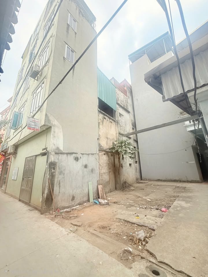 Đất Xuân Đỉnh 44m² giá 12.6 tỷ - Tiềm năng phát triển vượt trội!