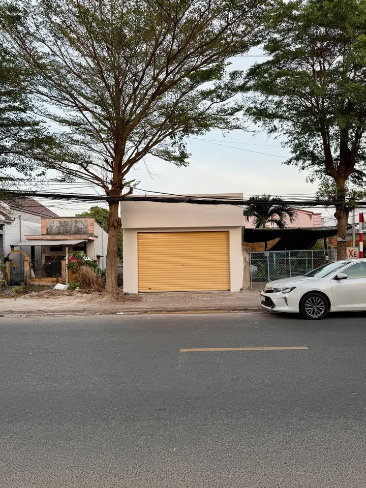 Bán nhà mặt tiền Võ Thị Sáu, Phước Hải 137m² giá 4.5 tỷ - Vị trí đẹp, kinh doanh sầm uất!