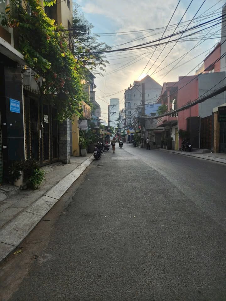 Nhà riêng đường Nguyễn Cửu Vân, quận Bình Thạnh 75m² giá 17 tỷ - Vị trí đắc địa kết nối nhanh Quận 1!