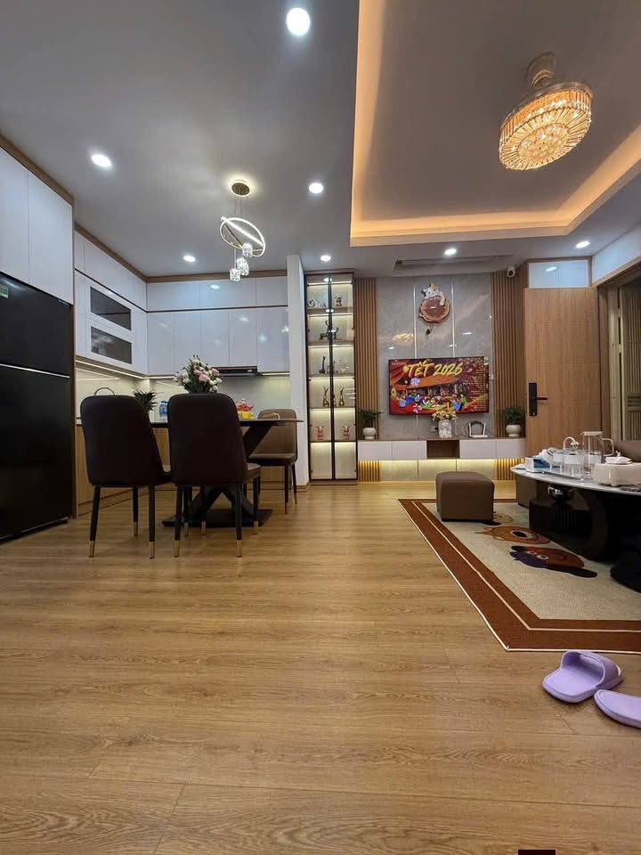 Căn hộ chung cư Chùa Láng, Đống Đa 69m² giá nhỉnh 7 tỷ - Sẵn sàng vào ở ngay!