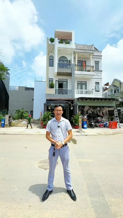 Nhà phố An Phú, Bình Dương 74m² giá 5.99 tỷ - Thiết kế hiện đại, sẵn sàng ở ngay!