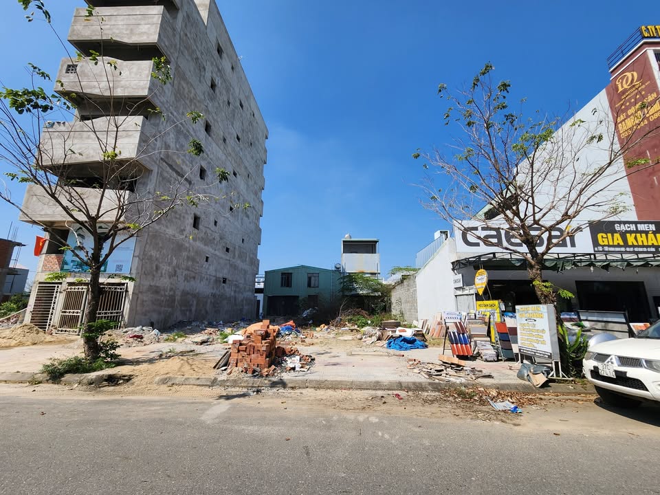 Đất nền Nam Hòa Xuân B2.38 giá thỏa thuận - Cơ hội đầu tư lý tưởng!