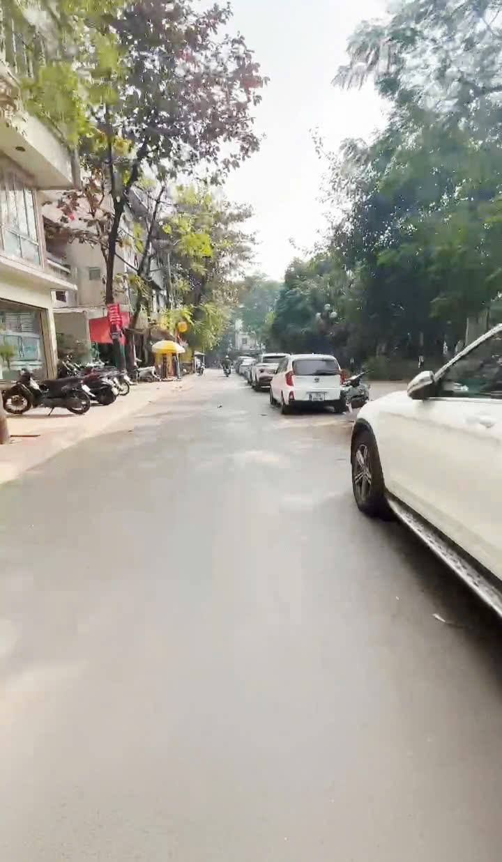 Nhà riêng Ngõ Quận Ủy Đống Đa 55m² giá 31 tỷ - Thiết kế sang trọng, ô tô vào tận nơi!