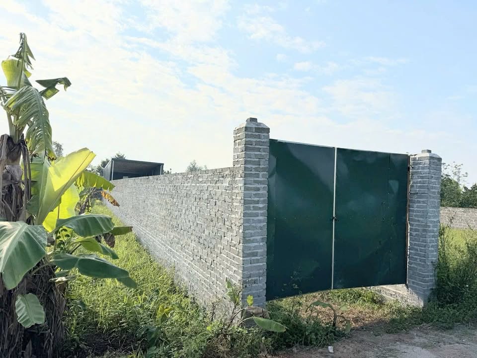 Đất vườn Sài Sơn Quốc Oai 118m² giá chỉ 600 triệu - Không thể bỏ lỡ!