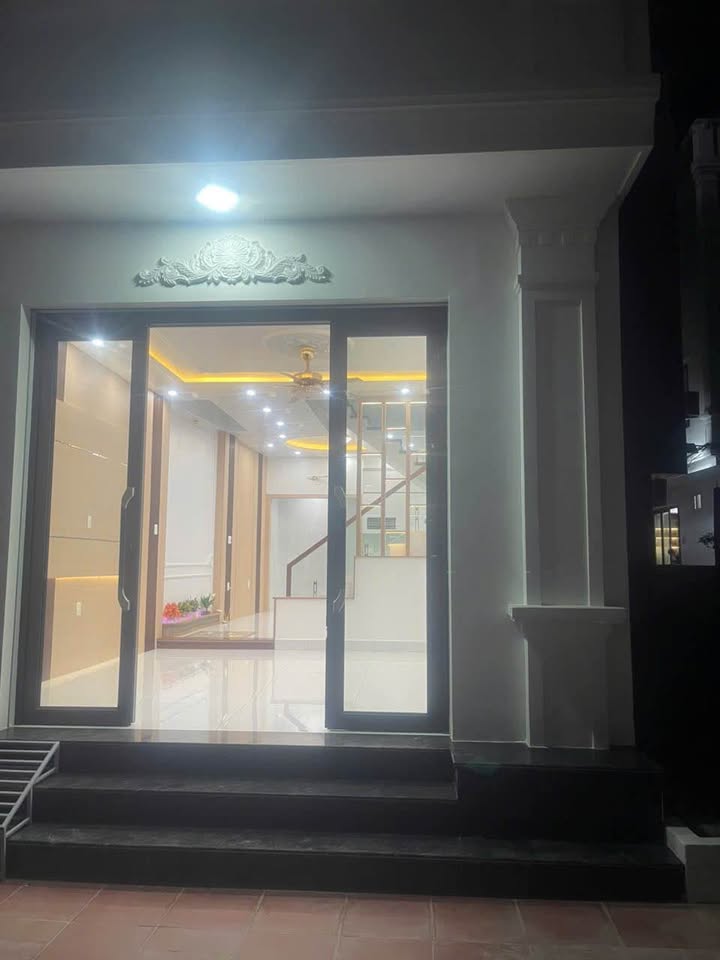 Nhà phố Đằng Hải 51m² giá 4.5 tỷ - Ô tô đỗ thoải mái, gần chợ!